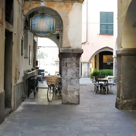 Locazione Turistica Casa Di Bobby Semesterbostad